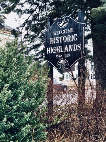 Historical Society Highlands Sign